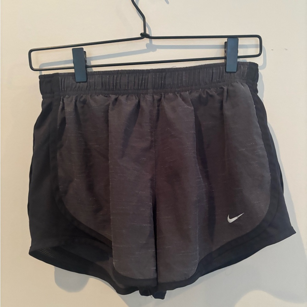 Nike Black Athletic Shorts for Performance